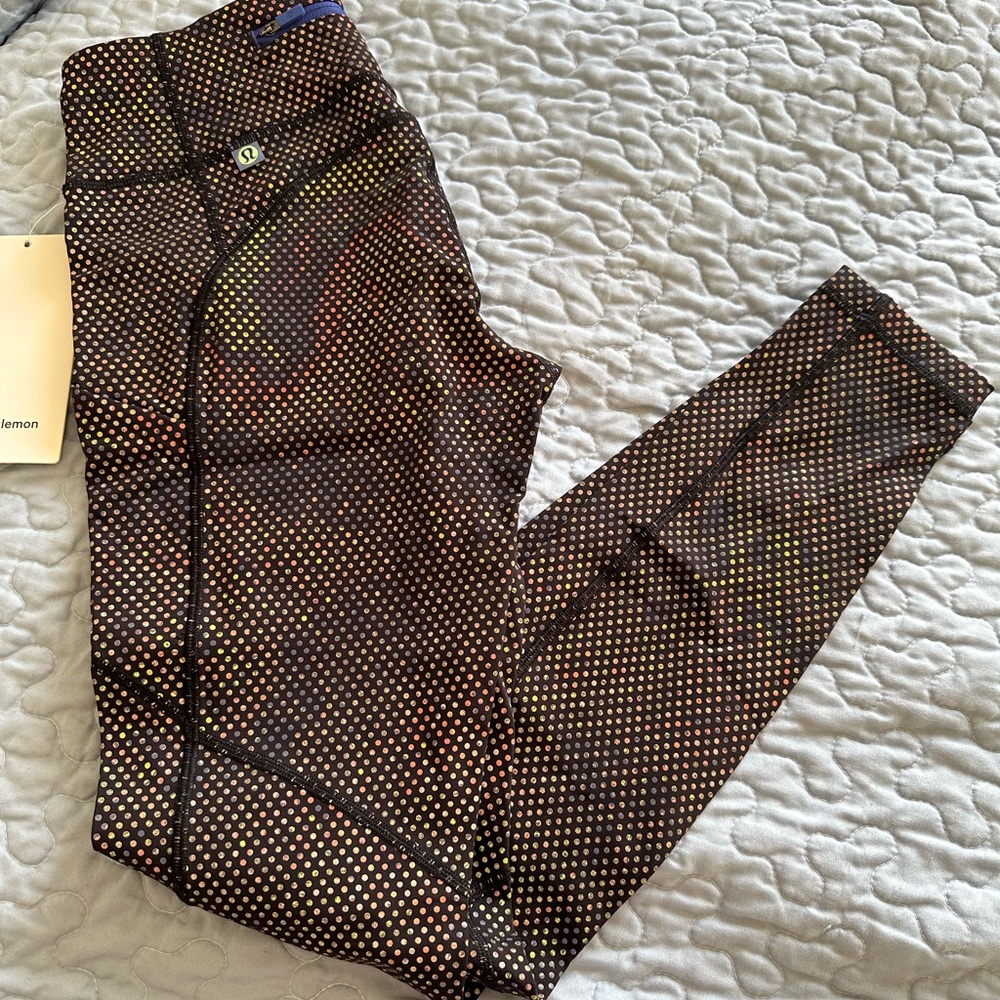 NWT Lululemon Speed MR REFLECTS TIGHTS Size 6 colour ARS1 RARE leggings - Picture 5 of 7